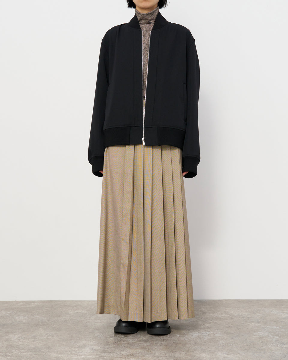 着用サイズ:2(身長160cm)
