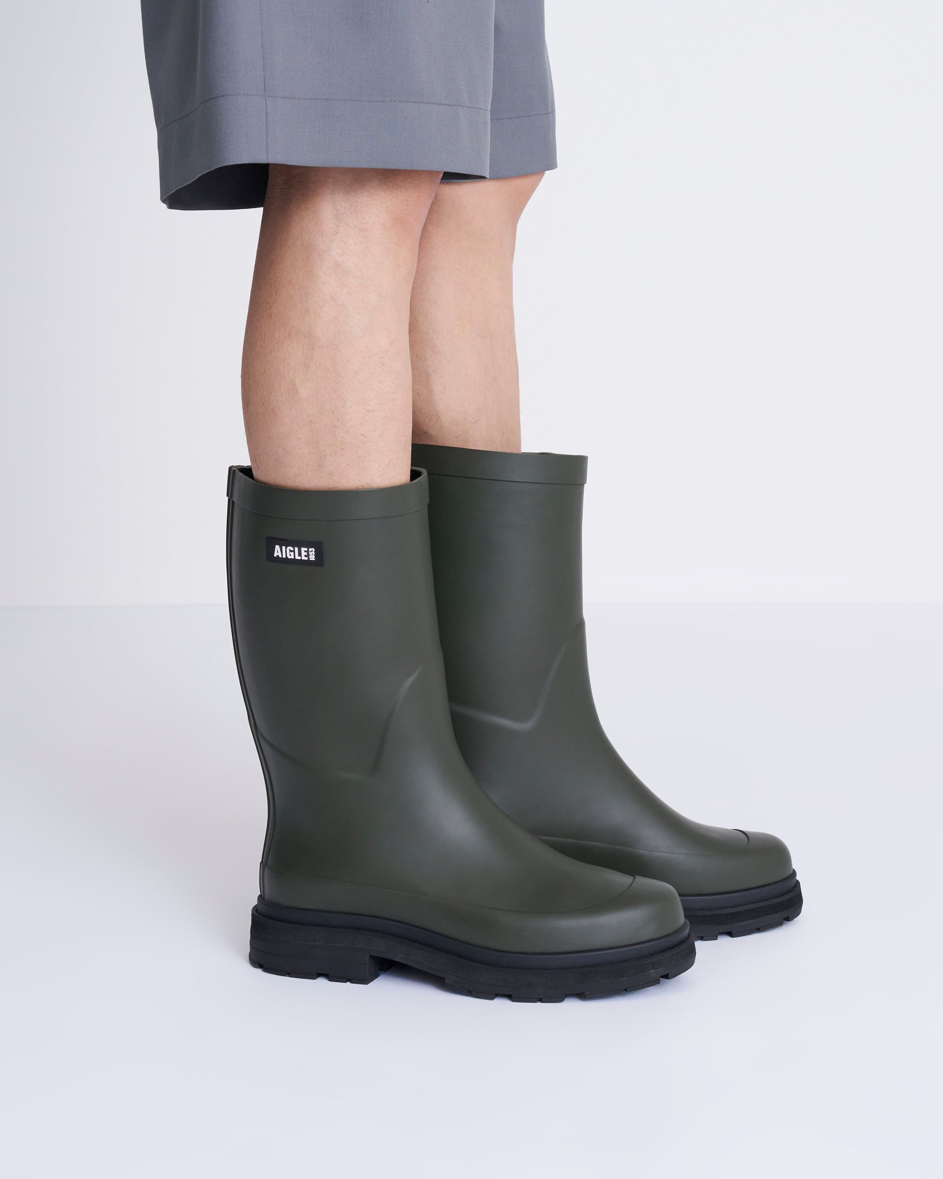 AIGLE】ミッドレインラバーブーツ ブラック・グリーン | 海外製