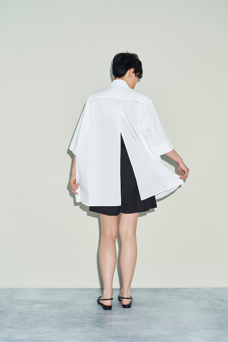 ＜TARO HORIUCHI＞オーバーサイズグラフィックシャツ